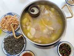 -朴小妹人参鸡汤火锅(长白山万达店)