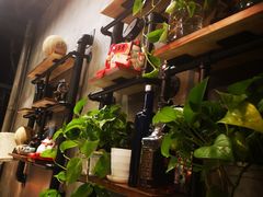 -臻鲜燕海鲜融合餐厅(金陵style店)