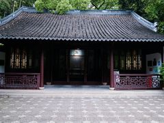 -汇龙潭