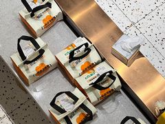 -塞上张记桂林米粉(金凤万达店)