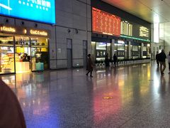 -星巴克(上海虹桥站2A检票口)