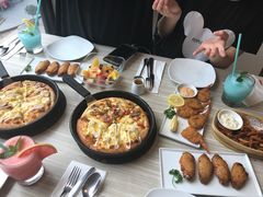 -必胜客(证大大拇指店)