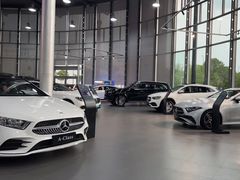 -宁波之星奔驰4S店(海曙店)