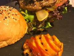 -HIGH FIVE哈福手工汉堡(桂林路店)