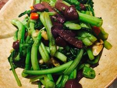 -巷子里小酒馆(西三道街店)