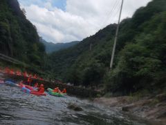 -安吉龙王山峡谷漂流