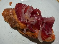 -Tapa Tapa