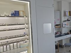 -视野联行眼镜·蔡司·尼康战略合作店(城西银泰店)