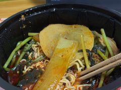 -小蛮椒麻辣烫·麻辣拌(青浦宝龙店)