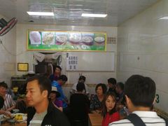 等位区-马学武手抓美食(下南关总店)