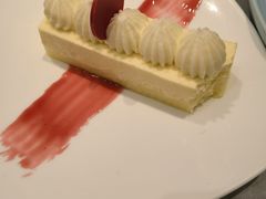 -必胜客(松雷店)