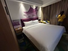 -西安钟楼北大街希尔顿欢朋酒店