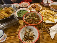 -冶建镜子·老南昌大排档·江西虾王(总店)