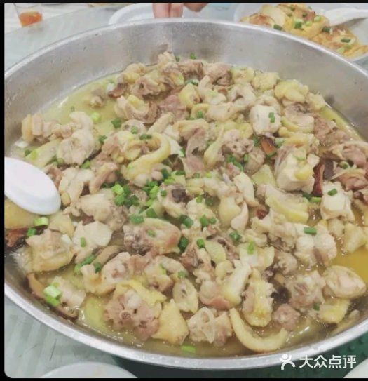 芦香土菜馆(人民北三路店)