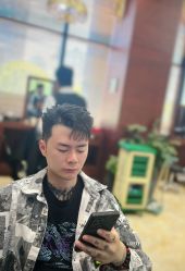 -尼特斯男士发型馆