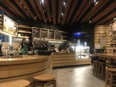 -星巴克臻选(华堂·新辰汇店)