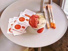 草莓大黄-Dip in Gelato(富民路店)