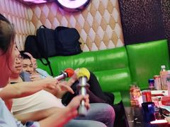 -欢乐驿站量贩式KTV(西丽店)