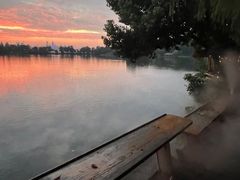 -东湖食堂·湖景餐厅•会议