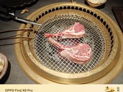 -铭牛烧肉·和牛海鲜自助(高新月牙湖店)