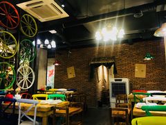 -小小河边鱼(天润城店)