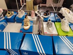 -阿迪达斯(飞洲国际精品优惠店)