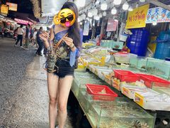 -拉威海鲜市场