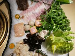 -余欢领鲜火锅(新街口店)