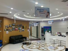 -雅悦齿科(顾村公园店)