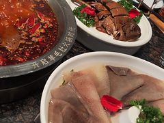 -一斗火锅·招财羊毛肚(泰吉滨江店)
