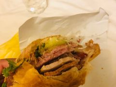 -Bánh Mì Huynh Hoa