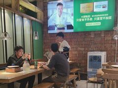 -费大厨辣椒炒肉(泊富店)