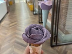 -潮一不贰·法式甜品·生日蛋糕·西式简餐(外滩店)