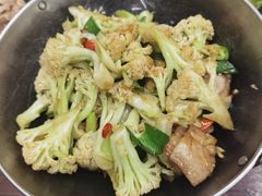 -民间瓦缸煨汤館(嵩山路店)