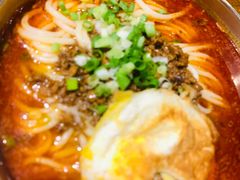 招牌传统麻辣面-聚合鑫东北熏酱熟食麻辣面(长阳店)