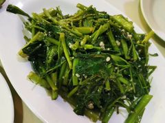 -纽顿熟食中心