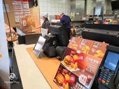 -麦当劳(军博店)