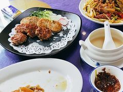 -老乡村美食农庄