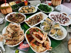 -四川小胡子海鲜(丁村万人海鲜广场店)