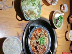 -大众跷脚牛肉馆·非遗传承单位(峨眉山店)