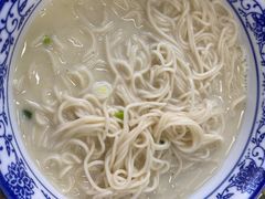 -雪琴面馆富安特色鱼汤面(城中花园店)