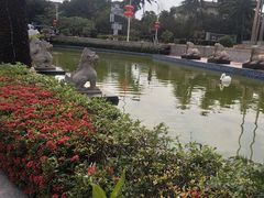 -亚龙湾亚泰商业街