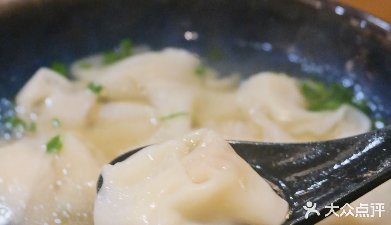 广州探店|秋天一定不要错过的蟹黄面