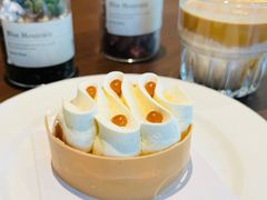 -Fridi Patisserie Cafe