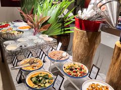 -海口绿发希尔顿酒店-田园汇自助餐·三文鱼·海鲜