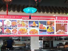 -大胡同天津菜·海肠捞饭·津门皮皮虾锅贴一绝(西姜井店)