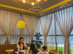 -润园四季椰子鸡火锅(卓越INTOWN店)