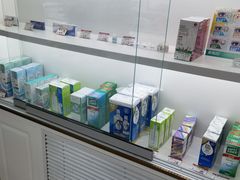-翰佐蔡司小乐圆·依视路星趣控·暴龙眼镜折扣店