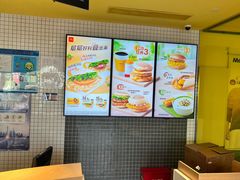 -麦当劳(南汇车市店)