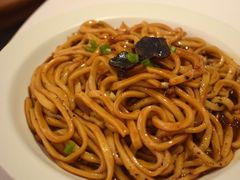 黑松露肉碎焖手擀面-北京厨房(SKP店)